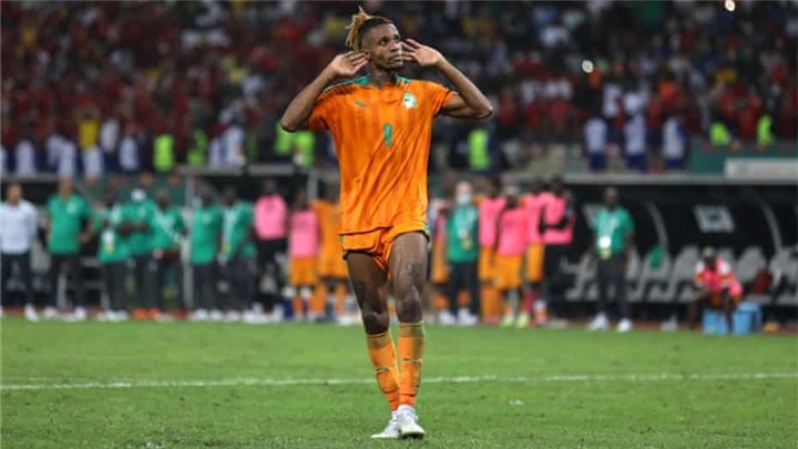 Soccer-Southgate understands Zahas Ivory Coast switch