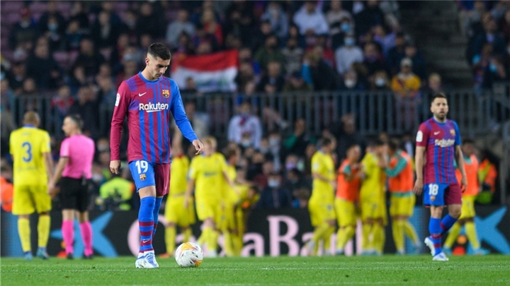 Barcas top-four finish in danger after shock defeat by Cadiz