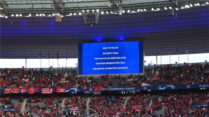Champions League final start delayed over Paris crowd issues