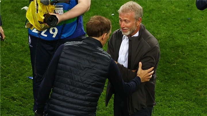 Tuchel admits Chelsea concerned and distracted by Abramovich ‘uncertainty’