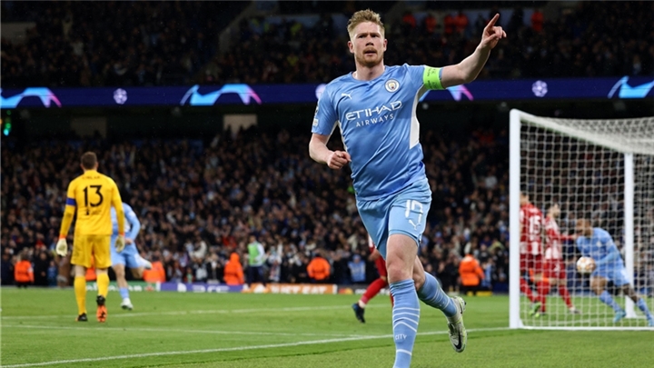 De Bruyne gives Man City slender lead over stubborn Atletico