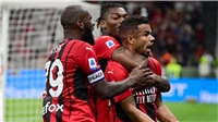 Milan beat Genoa to hold Serie A summit amid takeover talk